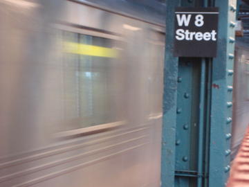 West 8 Street subway