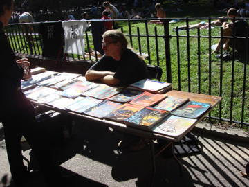 (classic) Comic Book Vendor