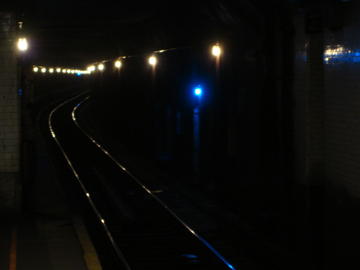 tunnel tracks