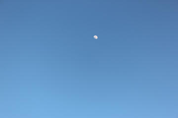 day moon